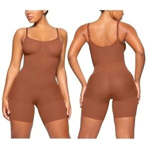 SKIMS Everyday Sculpt Mid Thigh Bodysuit Bronze Size XXS NWT